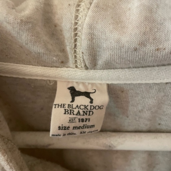 Black Dog Sweatshirt - Picture 4 of 5